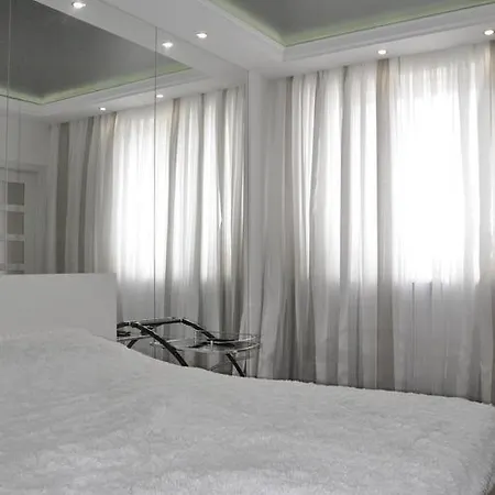 Апартаменти Fireplace On Puliuia 40 Львів