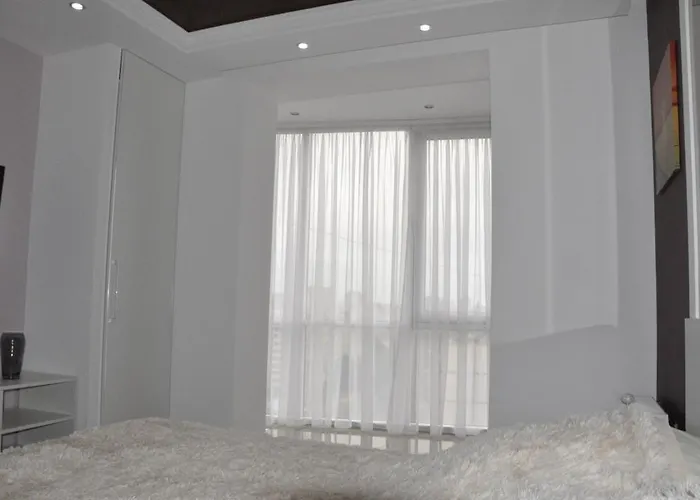 Lägenhet Fireplace On Puliuia 40