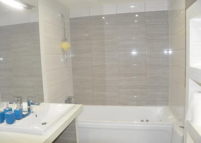 Fireplace On Puliuia 40 Lägenhet Lviv